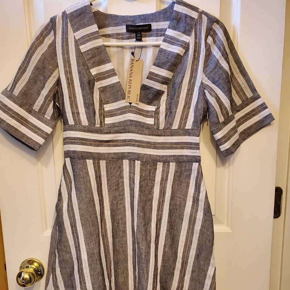 NWT Banana Republic Shabby Chic Petite Stripped Dress
